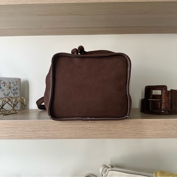 🌟SOLD🌟 Bally Bucket Bag - Picture 7 of 7